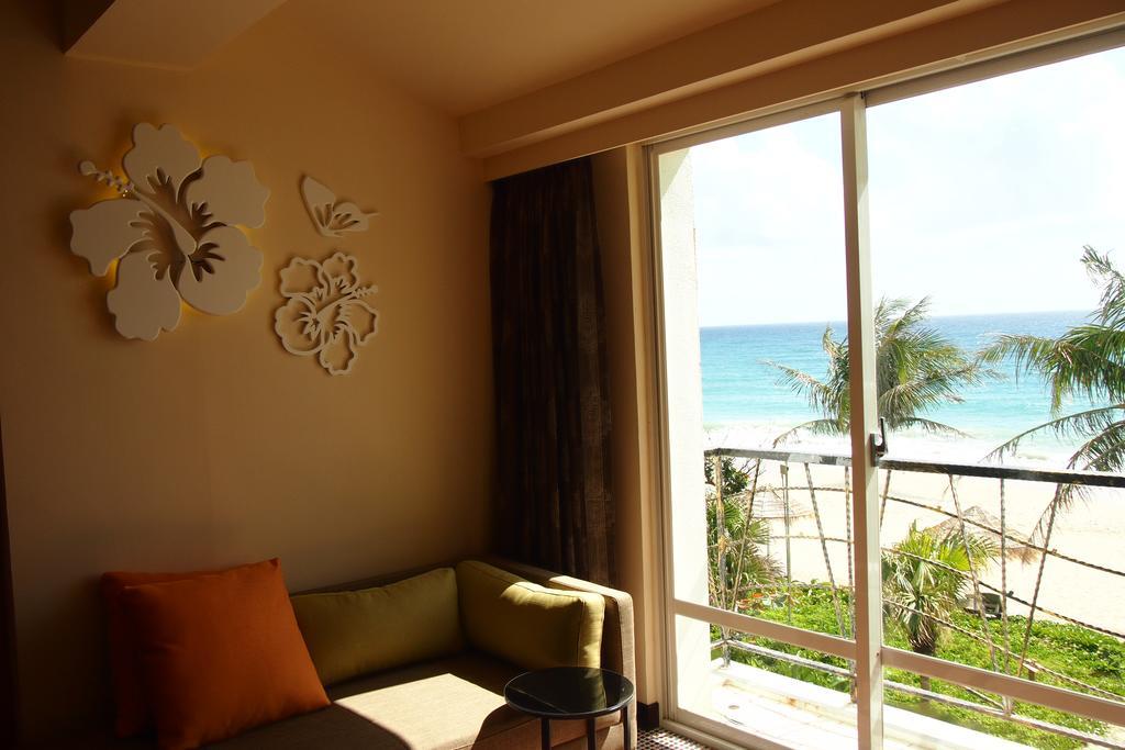 Chateau Beach Resort Kenting Εξωτερικό φωτογραφία A room at the Grand Palladium Hotel